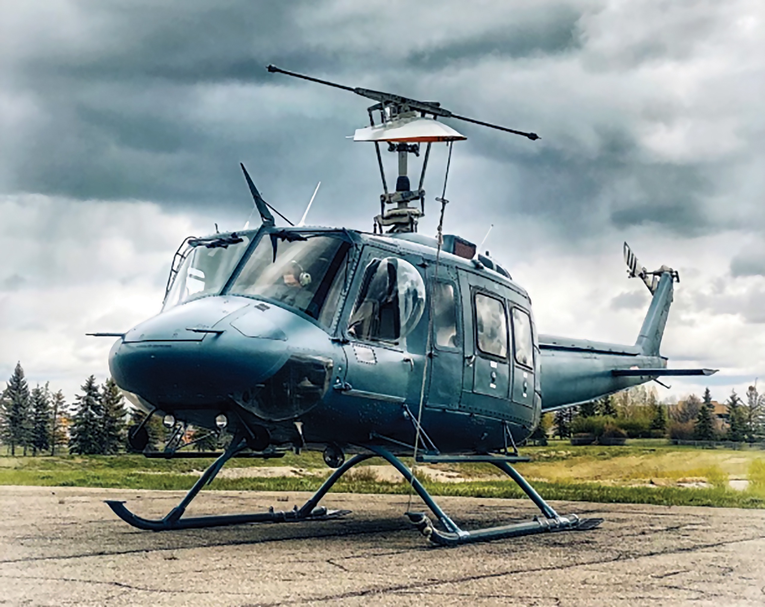 Bell 212S